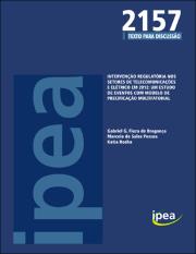 Intervenção regulatória nos setores de telecomunicações e elétrico em 2012 : um estudo de eventos com modelo de precificação multifatorial